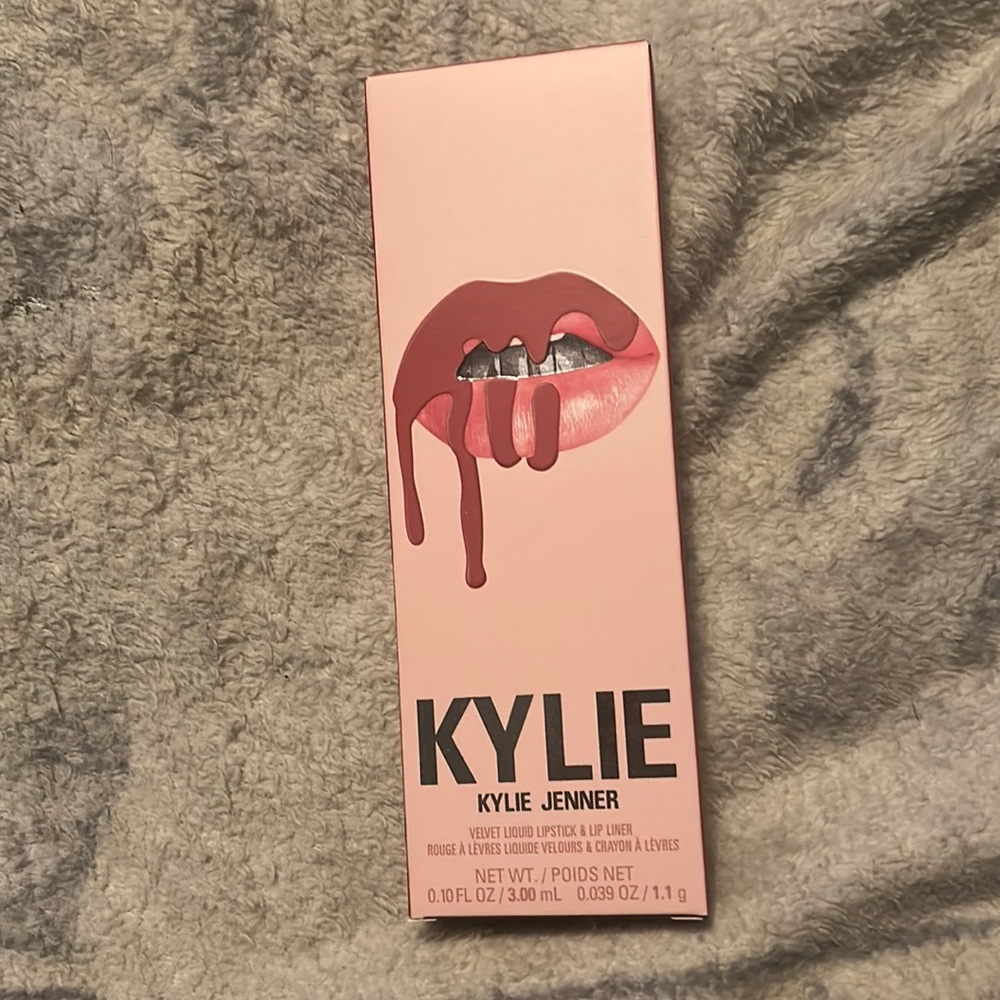 Kylie velvet lip kit